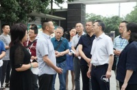 成都市卫健委党组书记、主任谢强一行到千川调研职业健康