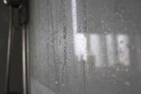科技改变生活 黄梅时节家家雨 红木枋地板让你无惧潮湿