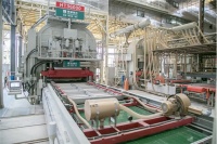 打破国外技术垄断:国产3.6米陶瓷大板在蒙娜丽莎成功投产