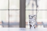 竭“净”全力!沁园商用净水器助力舒适办公新时代