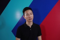 可罗雅董事长包林江:找准定位和方向 做行业佼佼者