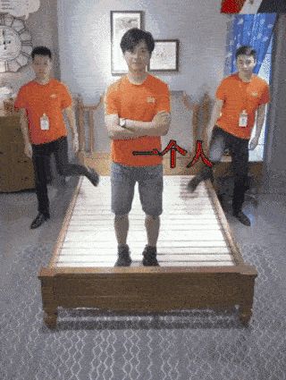 gifhome_320x425 (1).gif