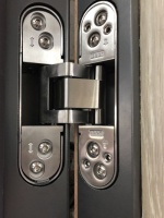 暗铰链装甲门与明合页装甲门安全性可靠性等指标谁更强大
