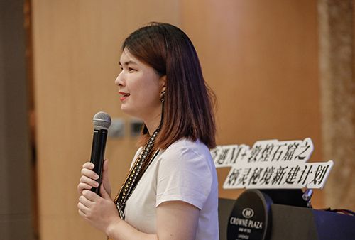 红星美凯龙家居集团公关总监冯胤颖致辞