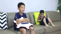 用智慧征服10岁表哥!3岁娃上演“教科书”式操作
