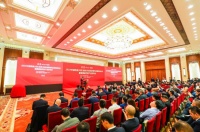 蒙娜丽莎走进人民大会堂,为国产大板发声!