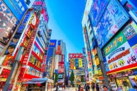 实体店为何不惧电商?日本传统零售的“不灭”神话...