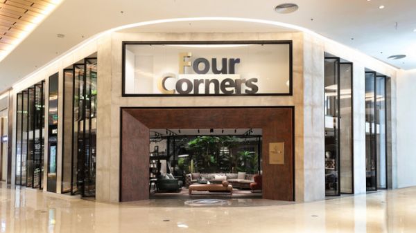 FOUR CORNERS门店