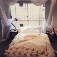 床对着窗户可以吗 床头对着窗户优哪些化解法