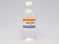 酒精浓度越高越好？能否直接对着空气喷洒？