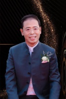 德国汉诺陈镇鑫：谱写一曲《光荣的江城》，为武汉加油！