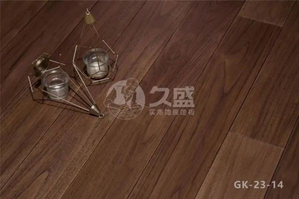 大牌直播日|久盛地板全民地暖节新品齐“惠”聚