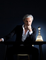 拉梦床头灯贝拉（Bella）五月国内正式发售