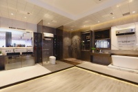 浴室里只能洗澡？不见得！海尔水联网：这些场景任你挑