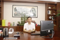 做事之前先做人，心存感恩才有家 访美家美沪董事长叶伟国