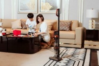 莱克立式多功能无线吸尘器轻便除尘不留痕迹轻松呵护萌娃