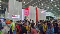 疫后首秀|3D无漆木门再成建博会人气聚集地