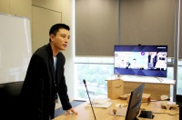 苏宁小Biu智慧屏Pro真机首曝光！贾乃亮为智慧黑科技点赞