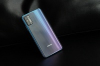 荣耀10X Max开箱新鲜出炉 优点不止在大屏！