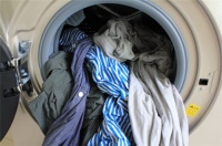 洗衣机如何脱水 洗衣机甩干使用注意什么