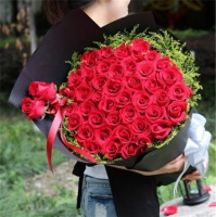 52朵玫瑰代表什么意思 送什么花给女朋友比较合适