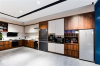 9月12日，“三翼鸟”厨房在海尔智家食联网001号店上线