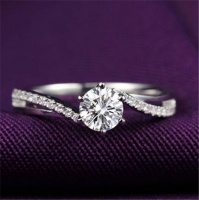 一克拉钻戒值多少钱 一克拉钻是多大