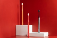 estlife百灵电动牙刷：开启电动牙刷的灵巧时代