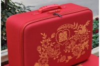 女方出嫁箱子里放什么 女方出嫁箱子应该如何选择