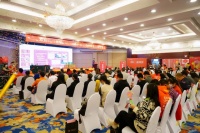 携手并进，共创未来！伊恋全屋定制双场发展大秀圆满落幕