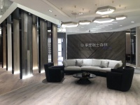 探店KRONOSWISS瑞士卢森上海喜盈门店