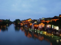 遇见风雅桐乡,简一×网易携手于丹品读国学与家文化