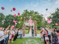 请个一般的婚庆多少钱 找婚庆公司需要注意什么