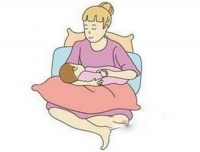 产后一个月奶水越来越少怎么办  看看你有这几点吗