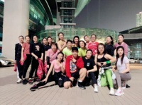 健身房“新贵”，边蹦迪边健身