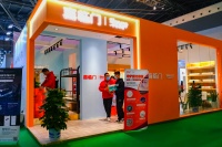 快讯：喜临门校园携新品亮相中国教育后勤展览会