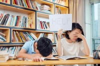 选购护眼台灯,全网都没有说清一个关键点!——照度均匀度
