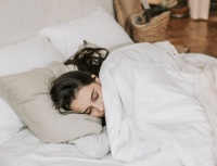 东宝床垫:职场女性的“健康危机”在于睡眠