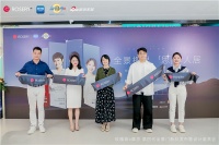 设计大咖覃思空降现场,助力玫瑰岛第四代全景门新品正式发布
