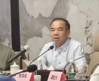 姚良松:“长痛不如短痛,要顺势而为。”