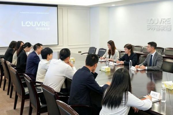 中美家居产业深化交流合作，美驻穗总领馆首站到访佛山罗浮宫